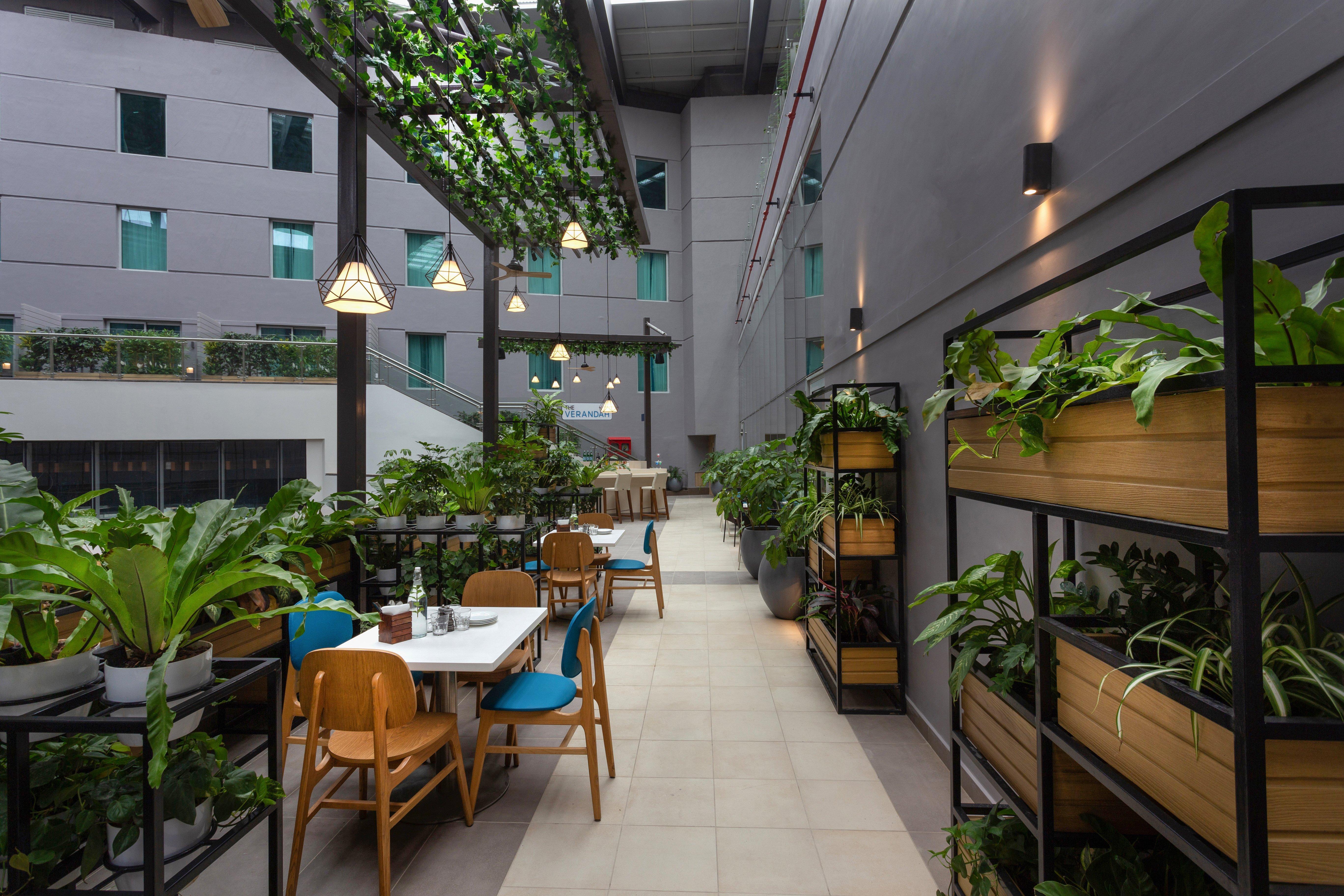 Holiday Inn Express & Suites Bengaluru Old Madras Road By Ihg Hoskote Экстерьер фото